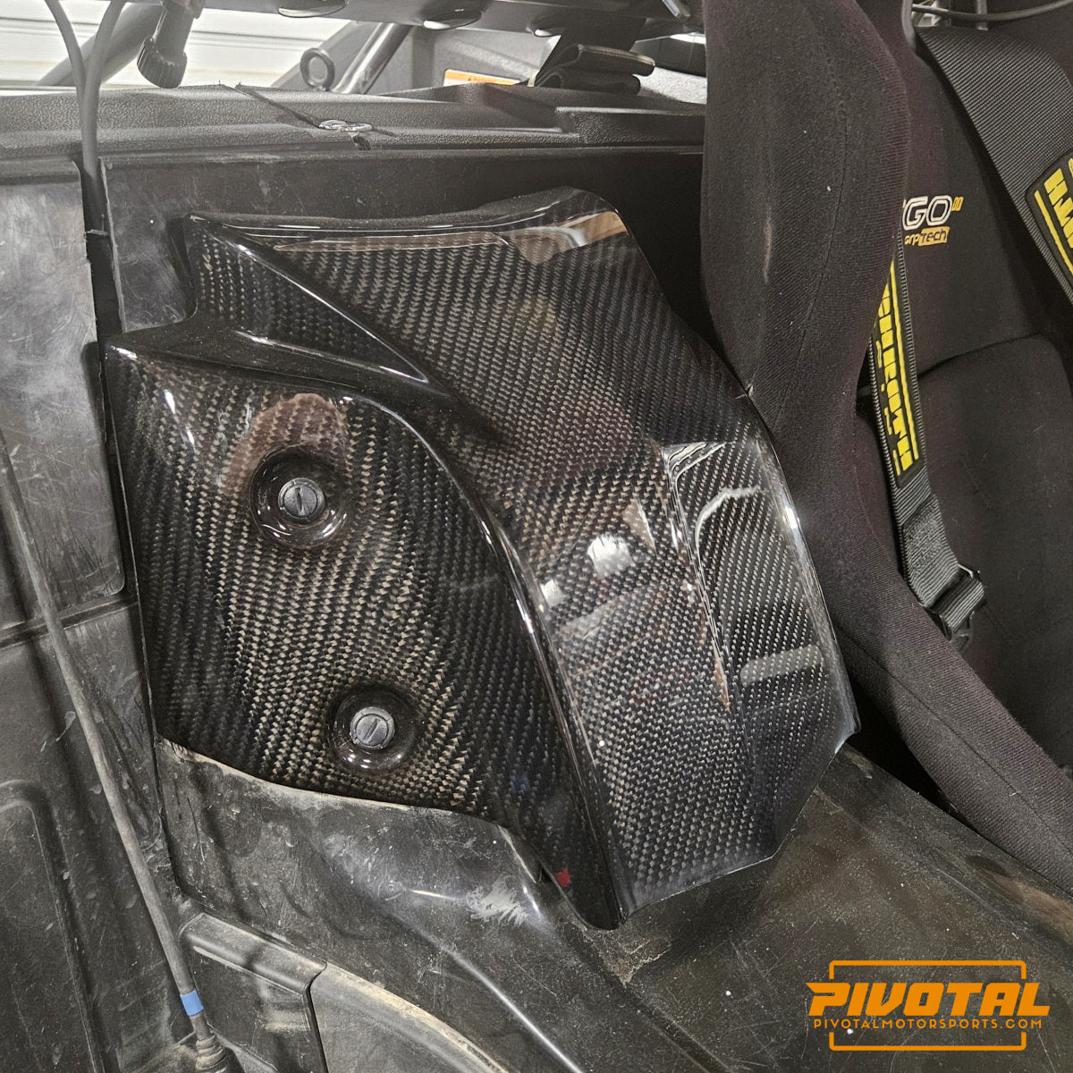 Yamaha YXZ1000R Console Air Inlet Cover - Carbon Fiber Pivotal Motorsports
