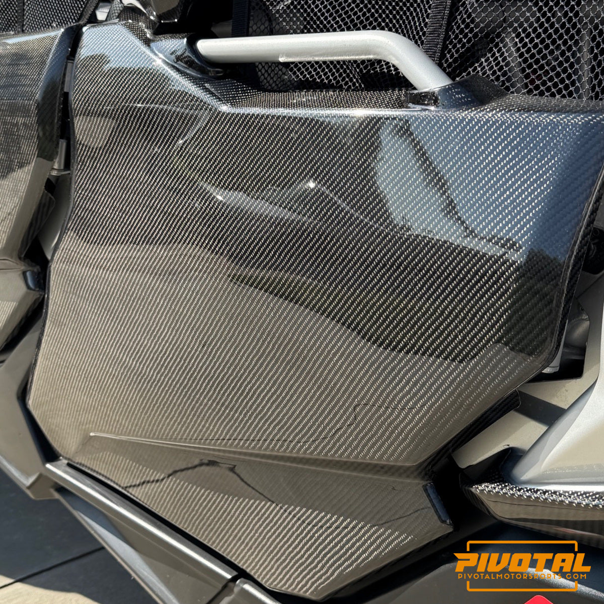 Can-AM Maverick X3 Doors - 2 and 4 door - Carbon Fiber Pivotal Motorsports