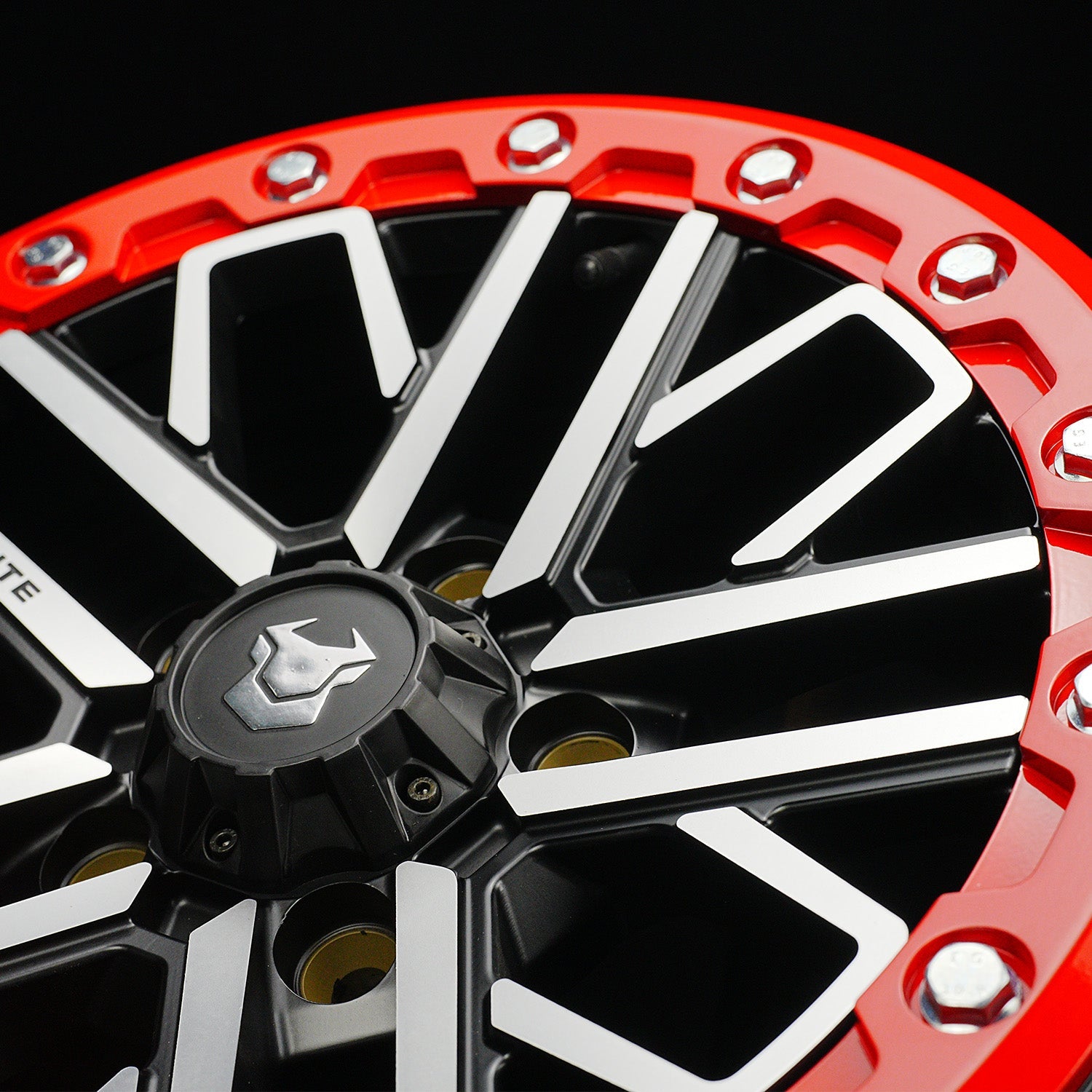 BT PRO-04 Stormbringer - BULLITE WHEELS 