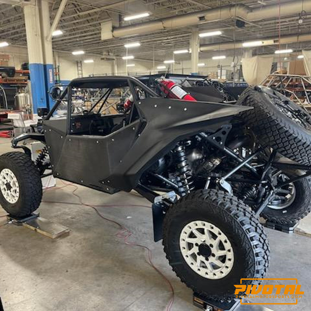 Can-Am Maverick R RACE Rear One Piece Fenders - Fiberglass Pivotal Motorsports