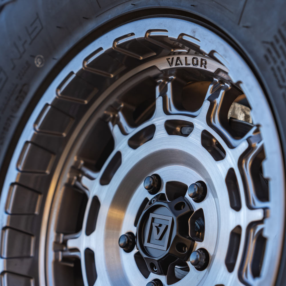 V17 UTV Wheel Brushed Gunmetal - Valor Offroad