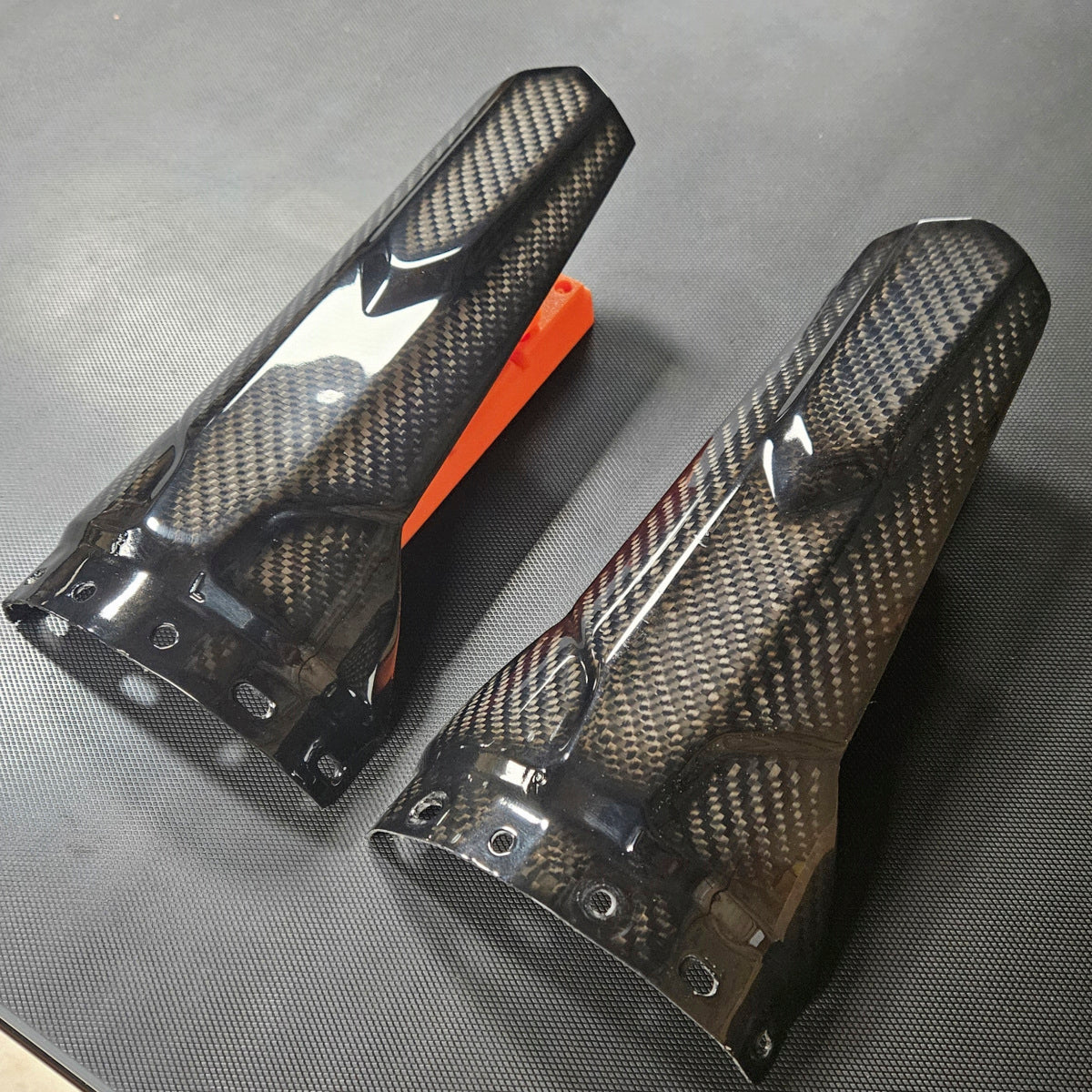 Can-Am X3 Rear Shock Guard - Carbon Fiber